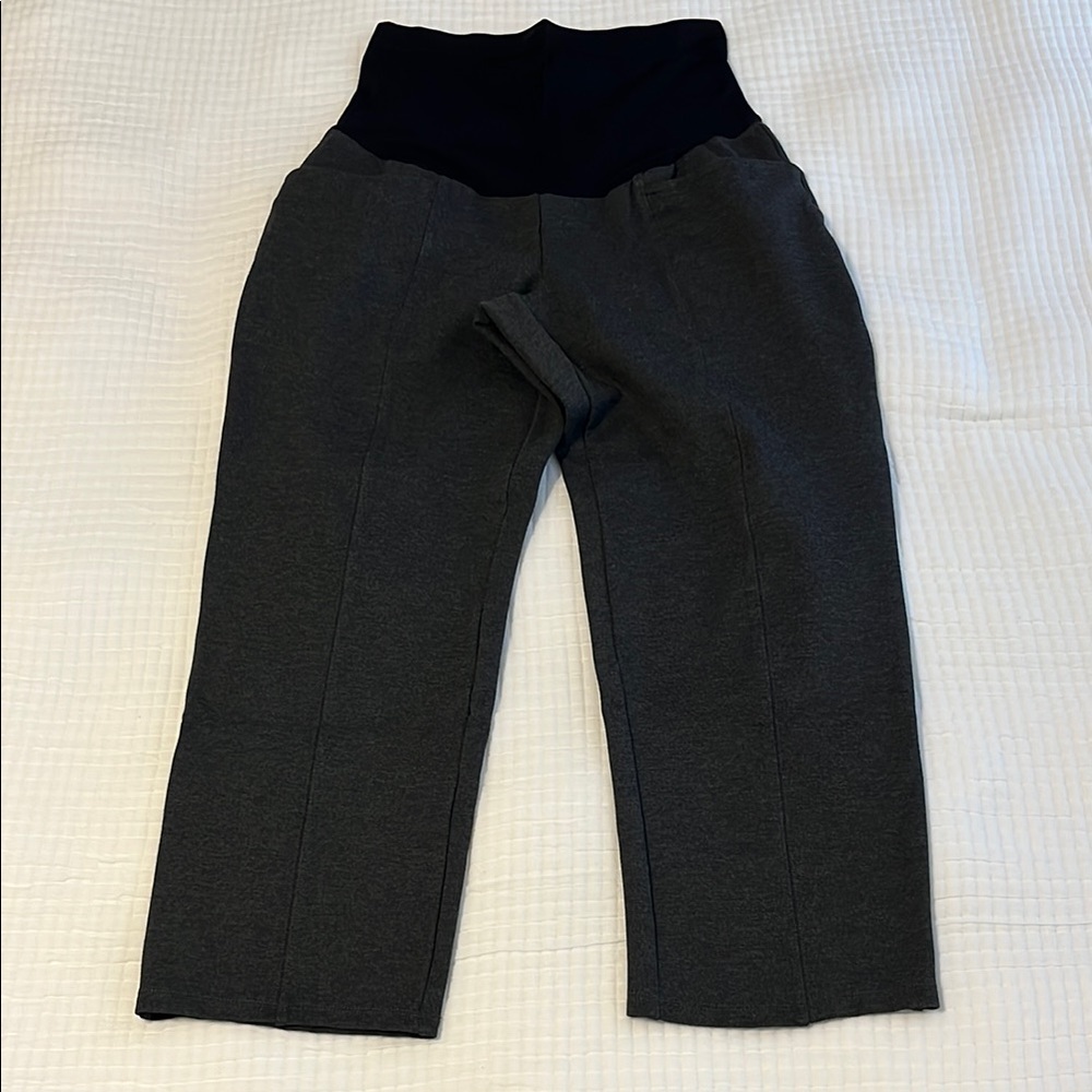 *Old Navy Maternity Knit Trouser